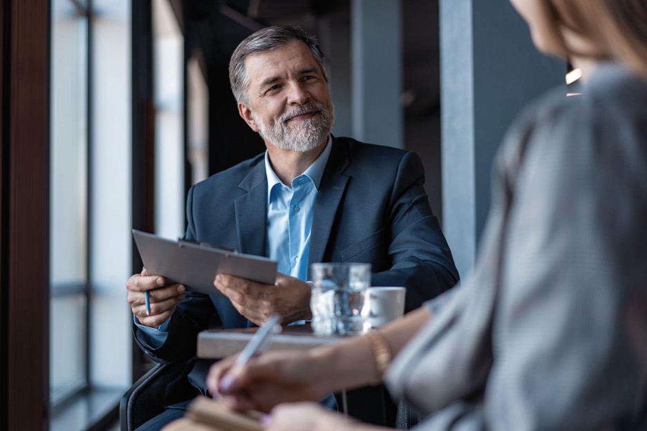 Unleashing Creative Brilliance- Hunter & Michaels’ Expertise in Recruiting for CPG Advertising Agencies Unleashing Creative Brilliance: Hunter & Michaels' Expertise in Recruiting for CPG Advertising Agencies