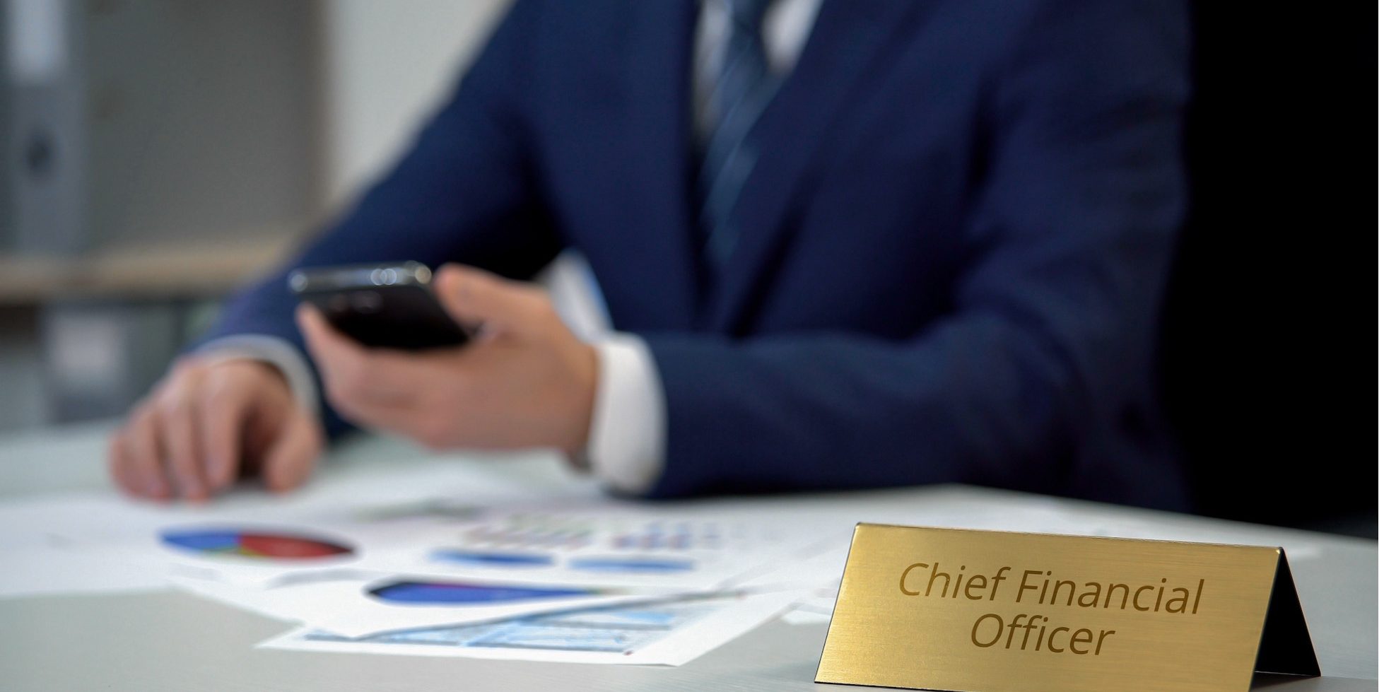 Hunter & Michaels’ Guide to Securing a Leading CPG CFO for Your Business Hunter & Michaels’ Guide to Securing a Leading CPG CFO for Your Business